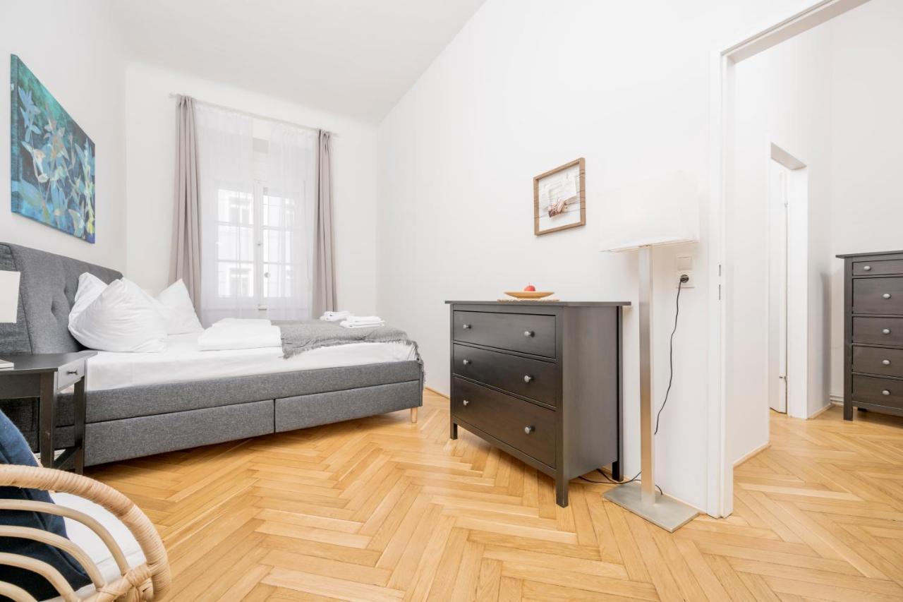 Appartement Anna And Friends à Graz Extérieur photo